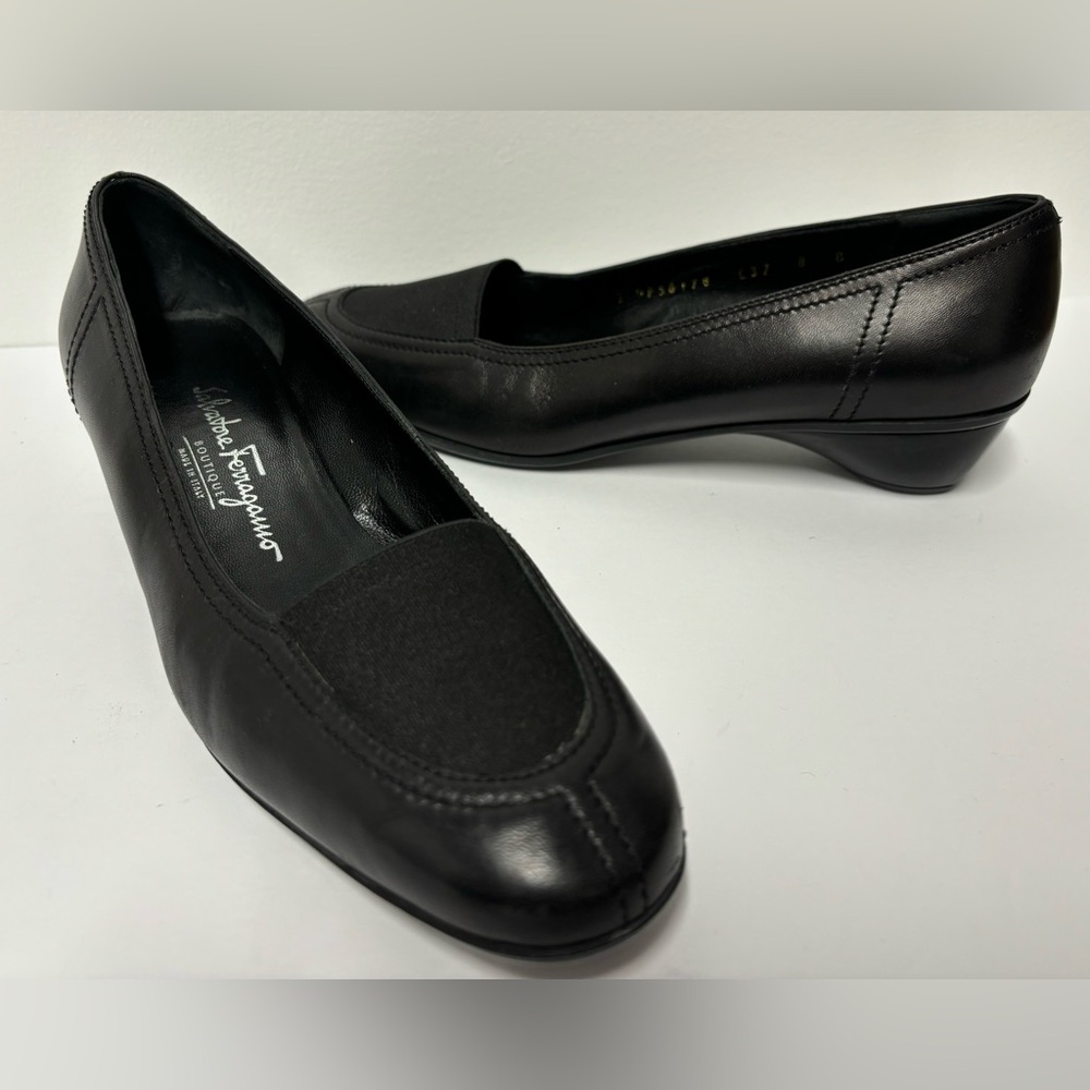 SALVATORE FERRAGAMO Vintage Black Leather Wedges Women’s Size 8